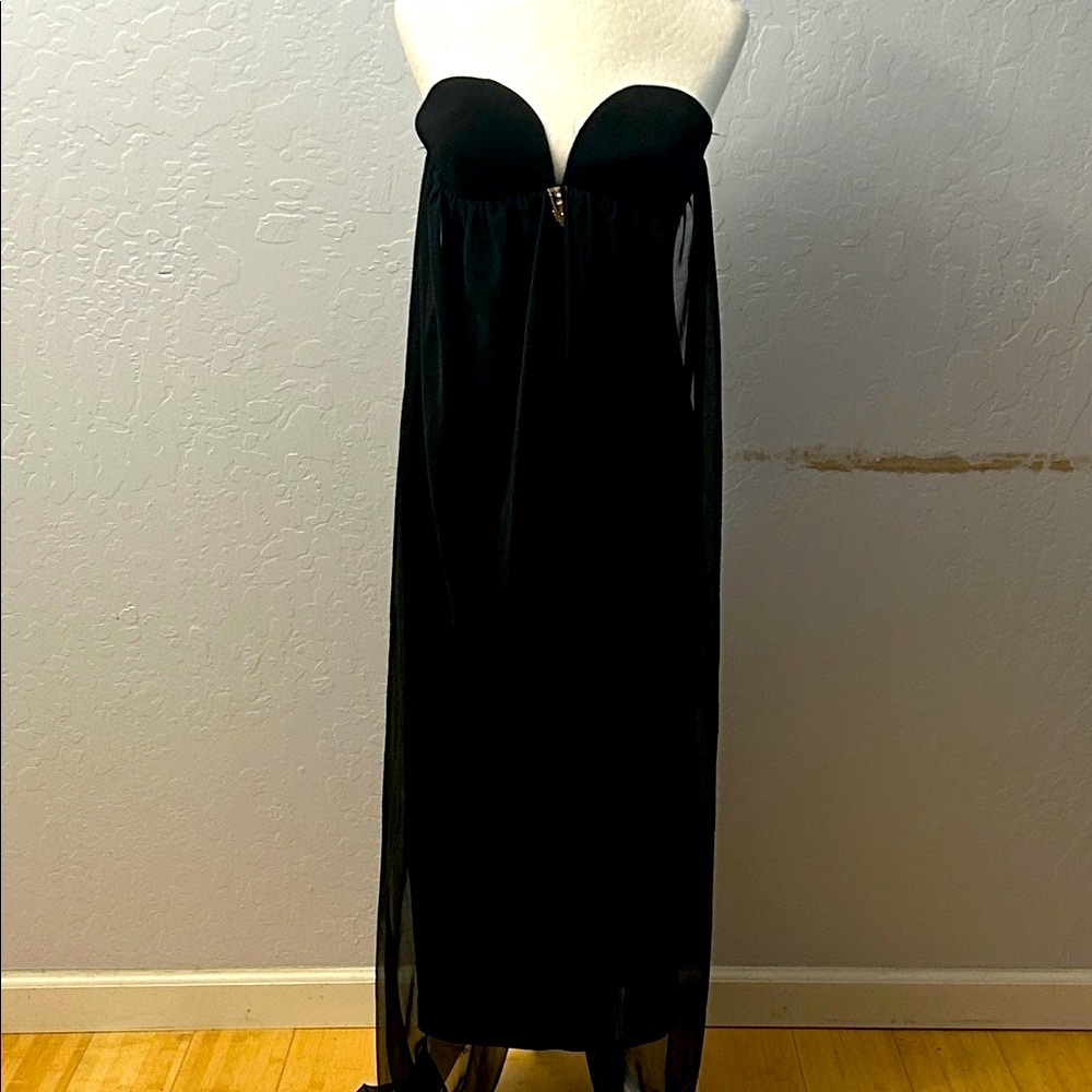 Elegant Black Strapless Maxi Dress